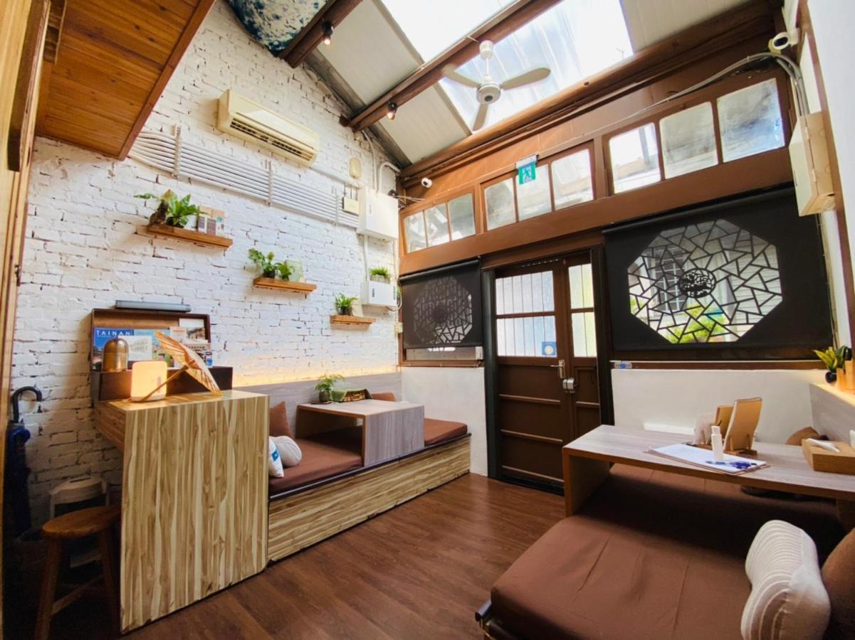 捉鳳凰 台南百年老宅包棟導覽民宿系列catchphoenix Centennial Guesthouse المظهر الخارجي الصورة