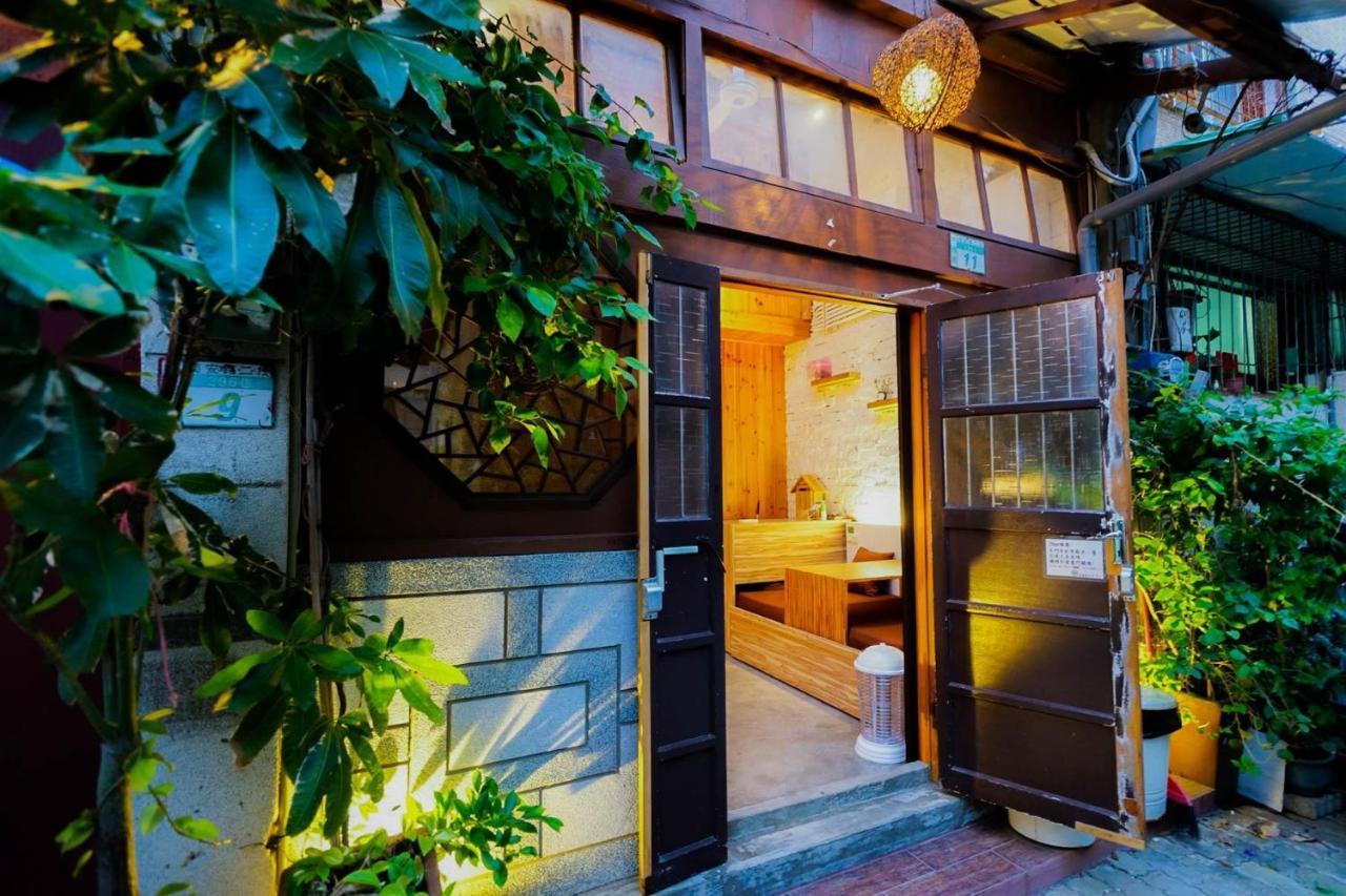 捉鳳凰 台南百年老宅包棟導覽民宿系列catchphoenix Centennial Guesthouse المظهر الخارجي الصورة